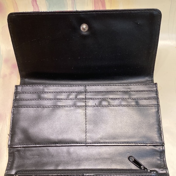 Disney Parks Main Street USA wallet - Picture 7 of 11